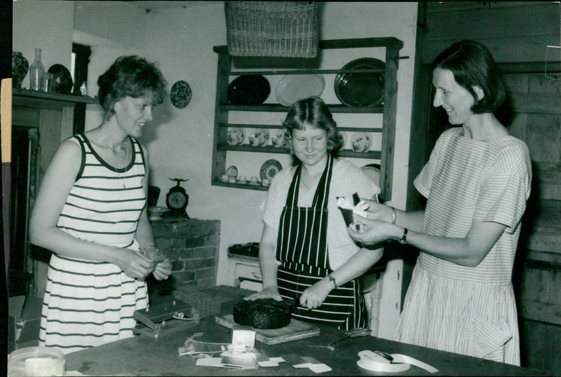 Sarah Ferguson - Vintage Photograph