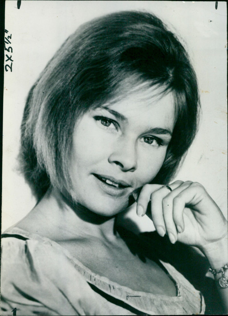 Judi Dench - Vintage Photograph