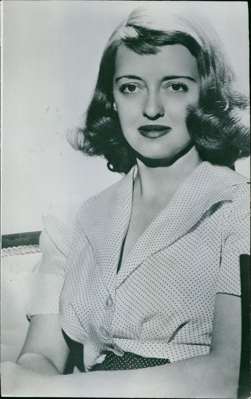 Bette Davis - Vintage Photograph