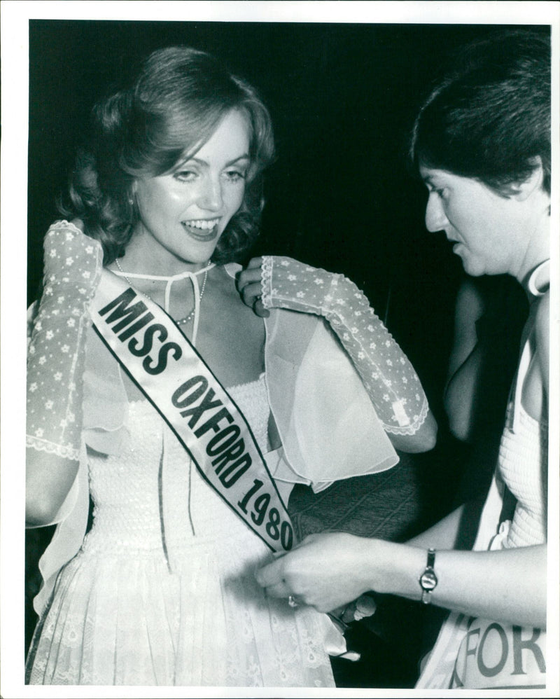 Naomi Delaney - Vintage Photograph