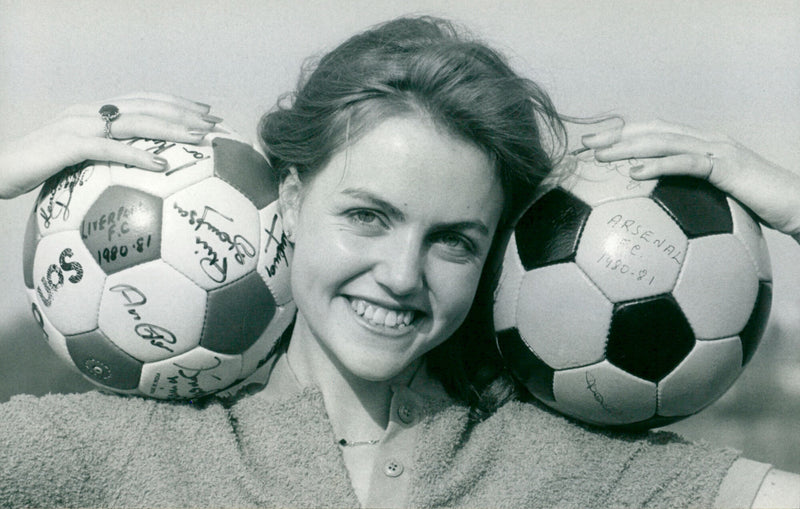 Naomi Delaney - Vintage Photograph