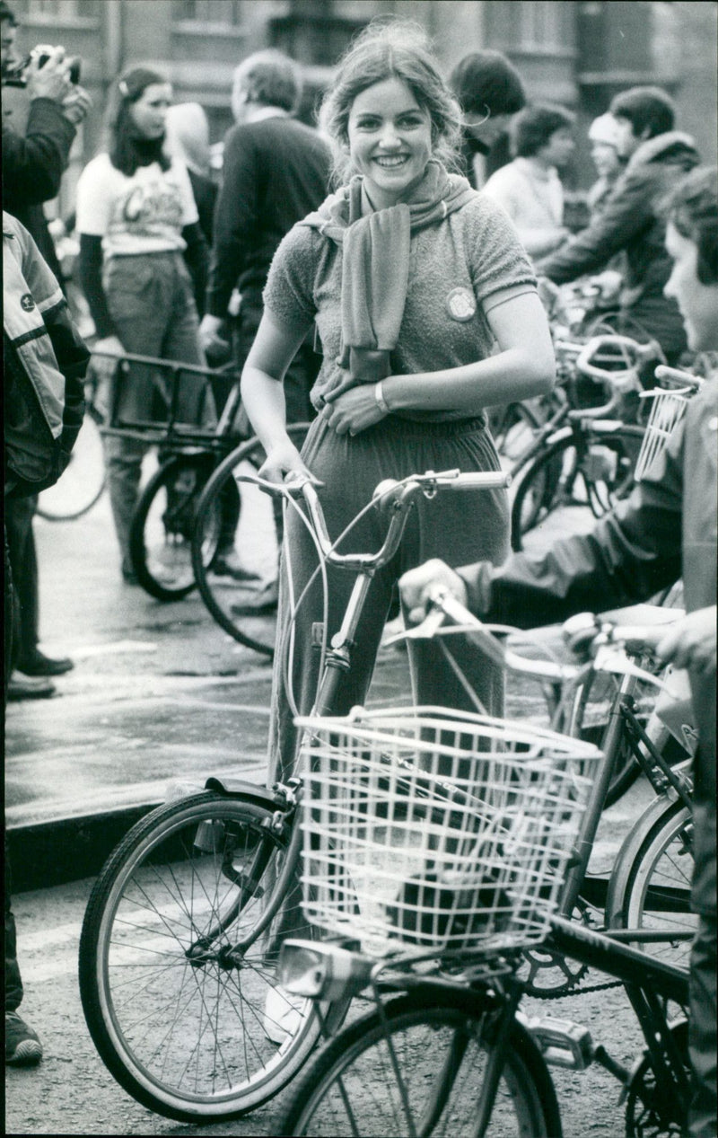 Naomi Delaney - Vintage Photograph