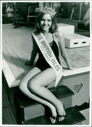 Naomi Delaney - Vintage Photograph