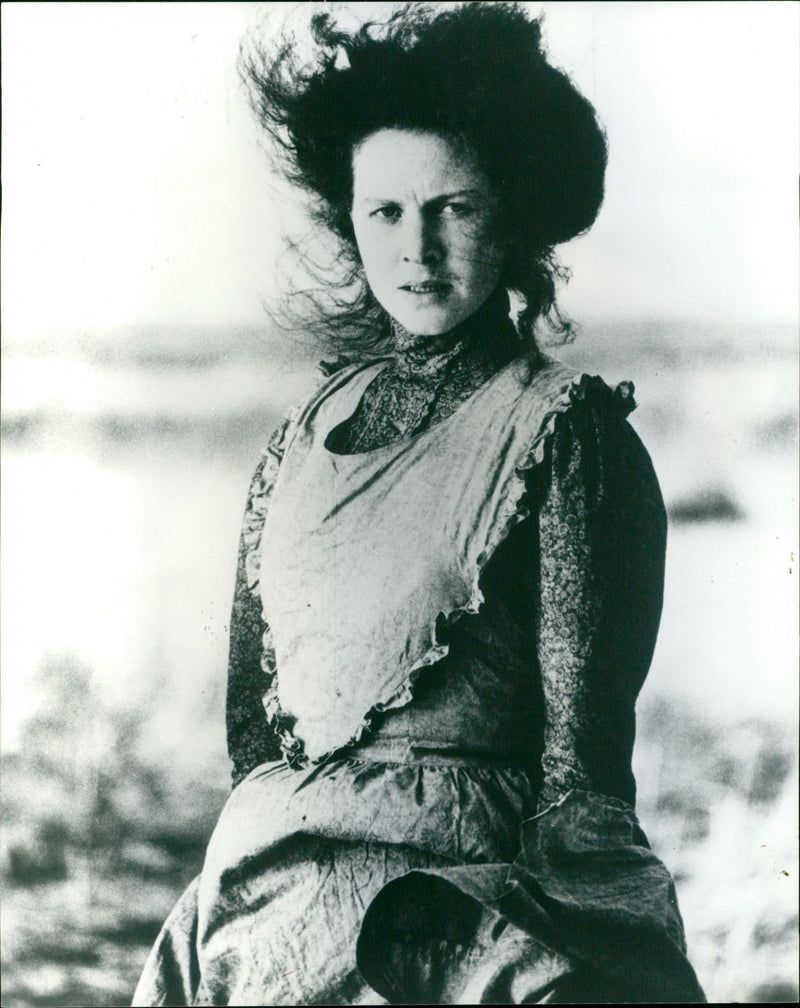 Judy Davis - Vintage Photograph