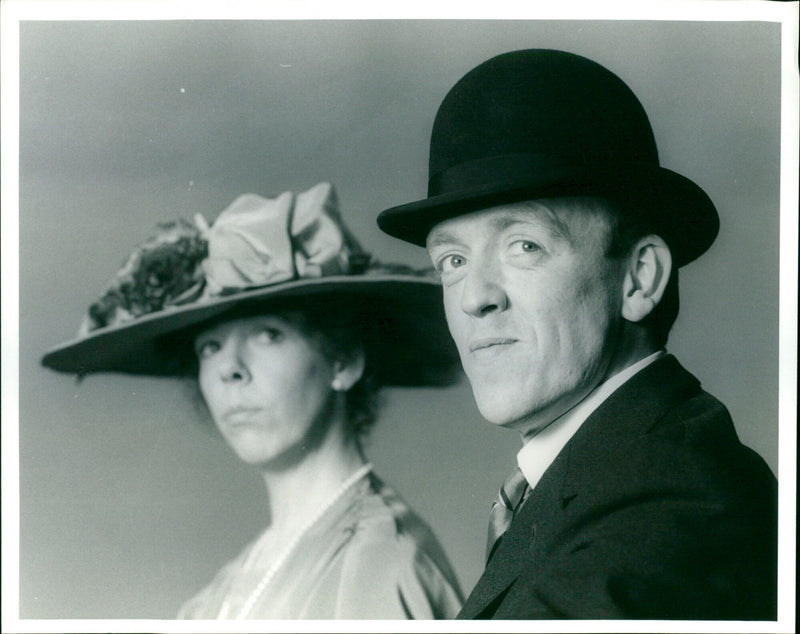 Frances De La Tour - Vintage Photograph