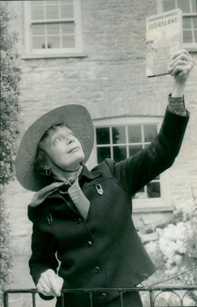 Jennifer Dawson - Vintage Photograph