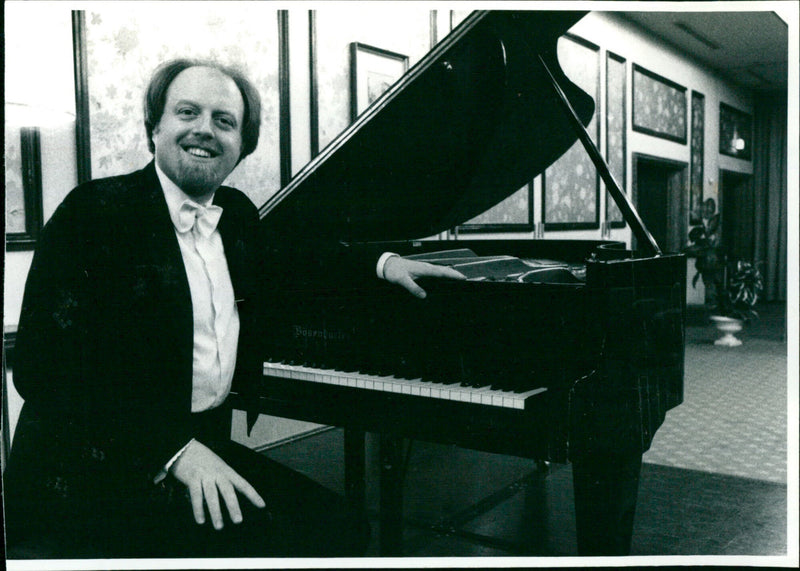 Peter Donohoe - Vintage Photograph