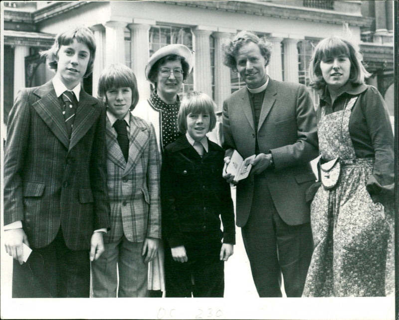 Tony Williamson with family - Vintage Photograph
