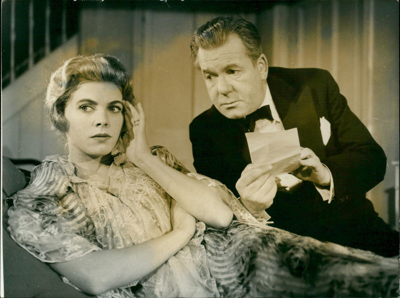 Billie Whitelaw - Vintage Photograph