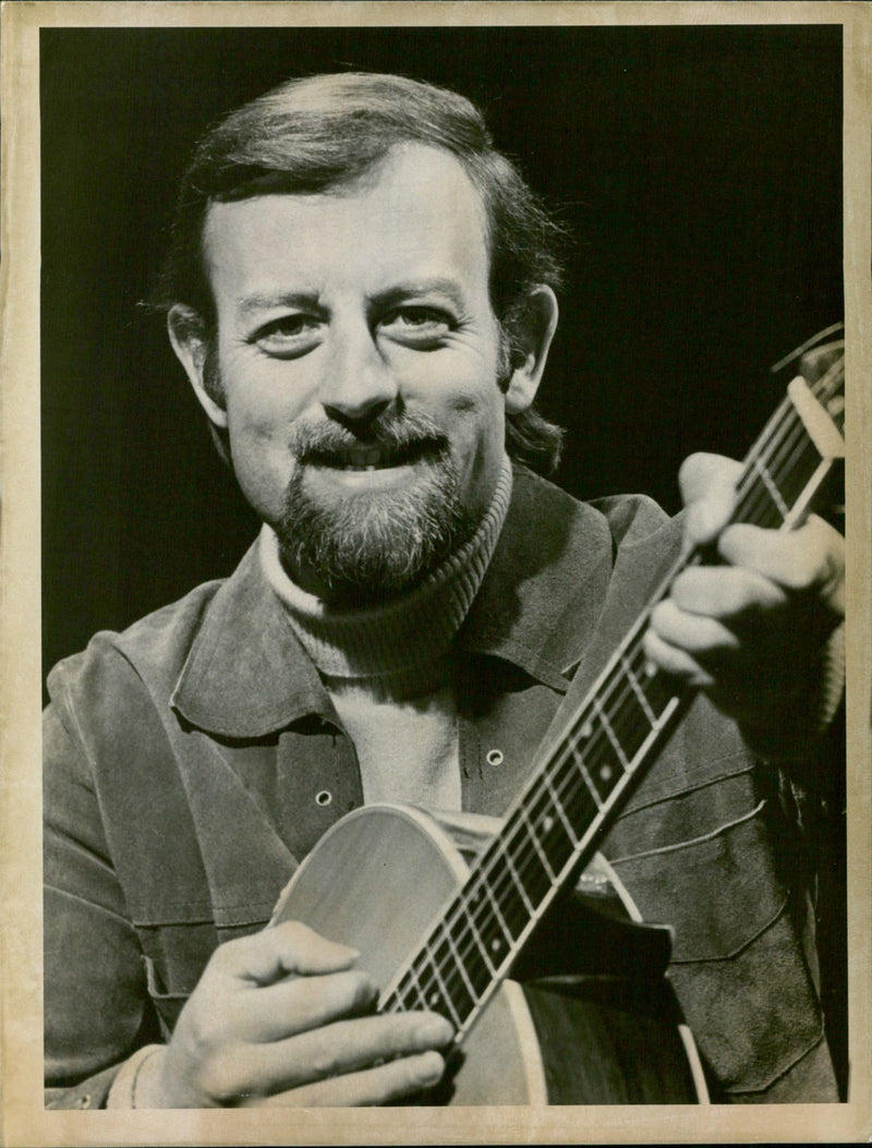 Roger Whittaker - Vintage Photograph