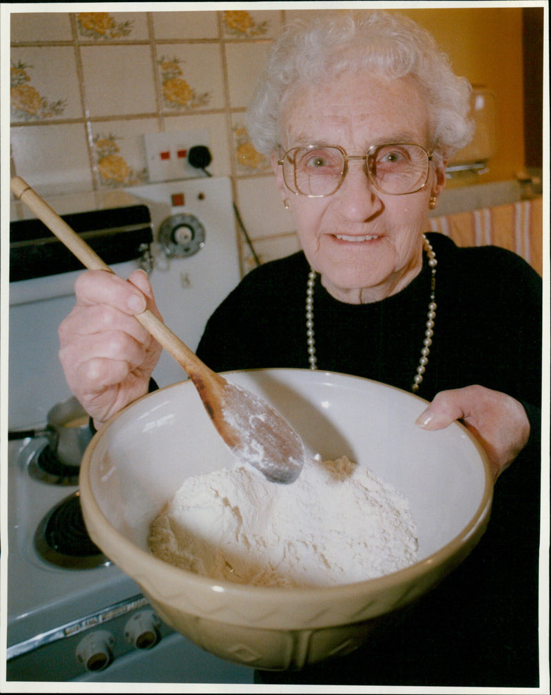 Lillian Williams - Vintage Photograph