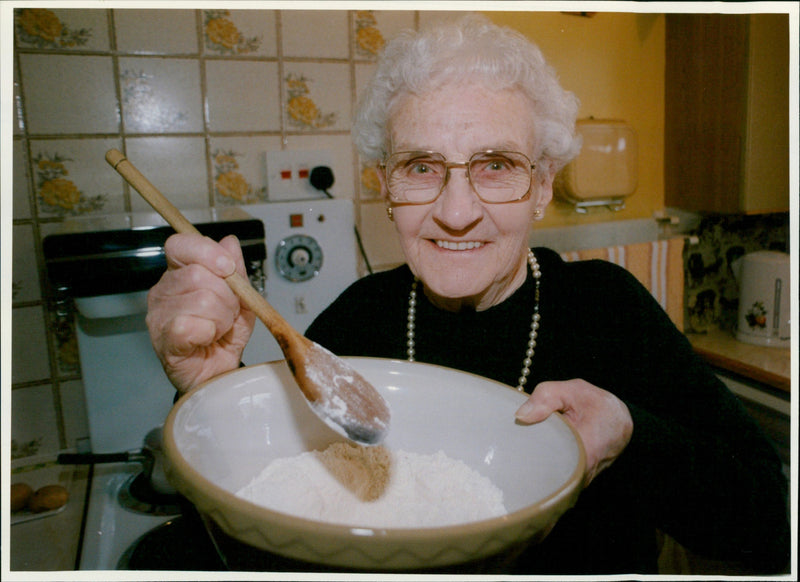 Lillian Williams - Vintage Photograph