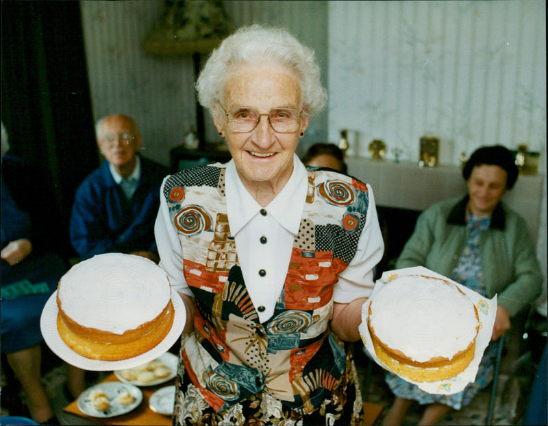 Lillian Williams - Vintage Photograph