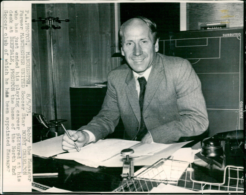 Bobby Charlton - Vintage Photograph