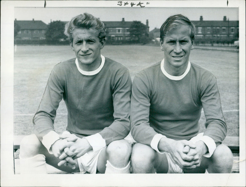 Bobby Charlton - Vintage Photograph