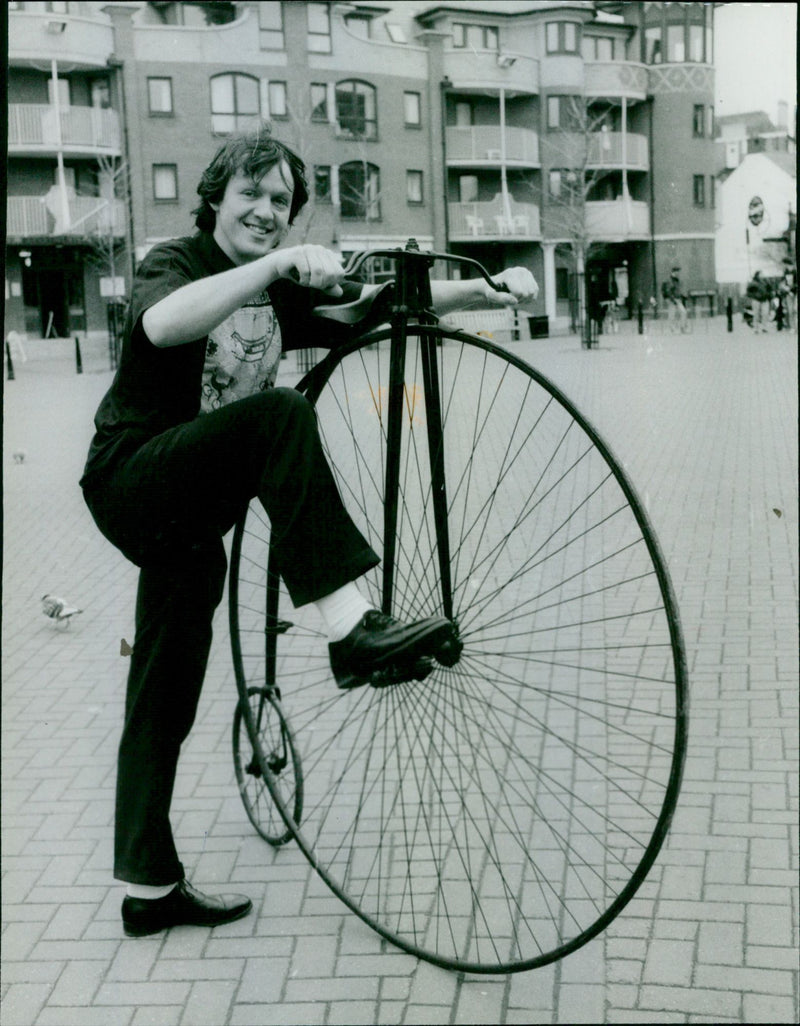 Kevin Whately - Vintage Photograph
