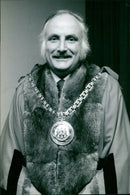 Mayor speaking to a crowd of people in Oxford, England. - Vintage Photograph