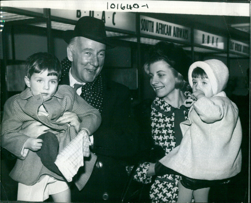 Wilfred Hyde-White - Vintage Photograph