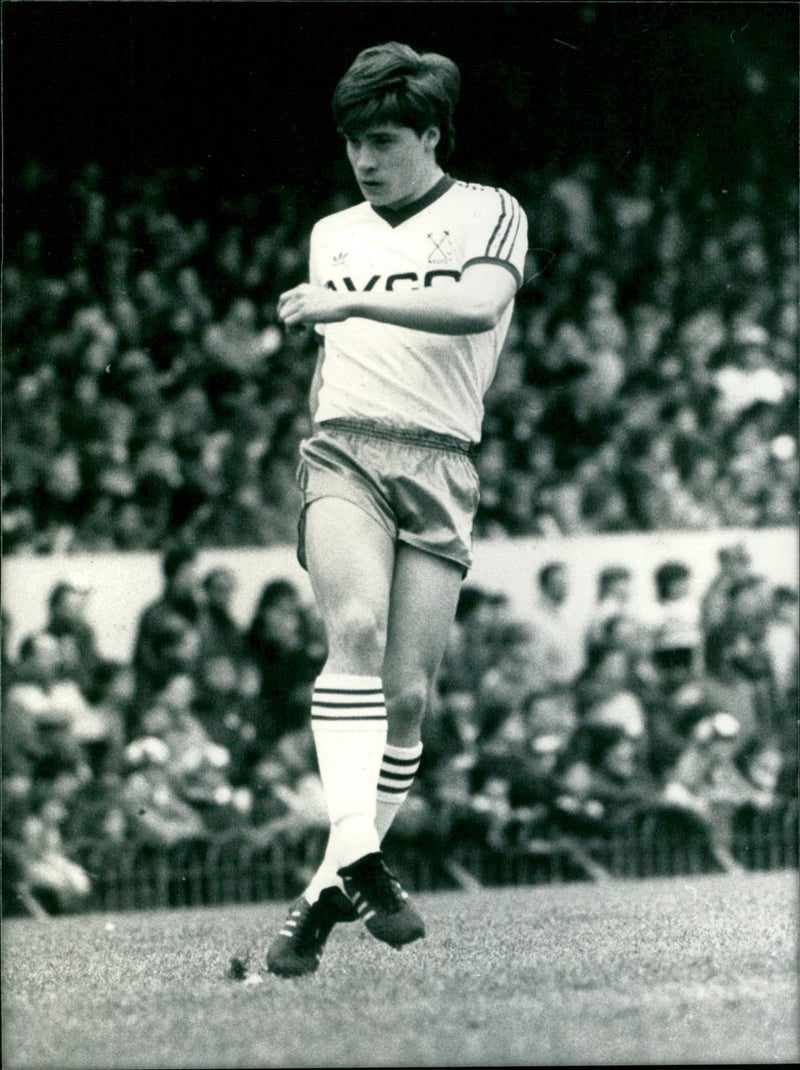 Tony Cottee - Vintage Photograph