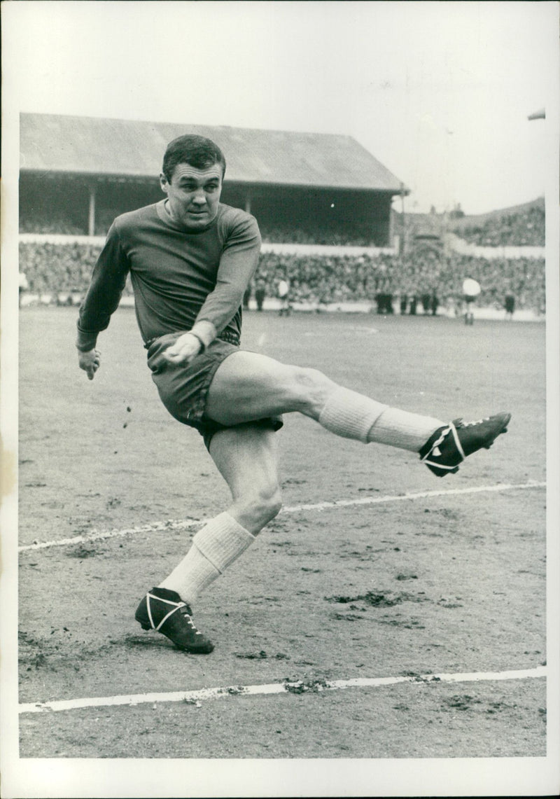 Bobby Collins - Vintage Photograph