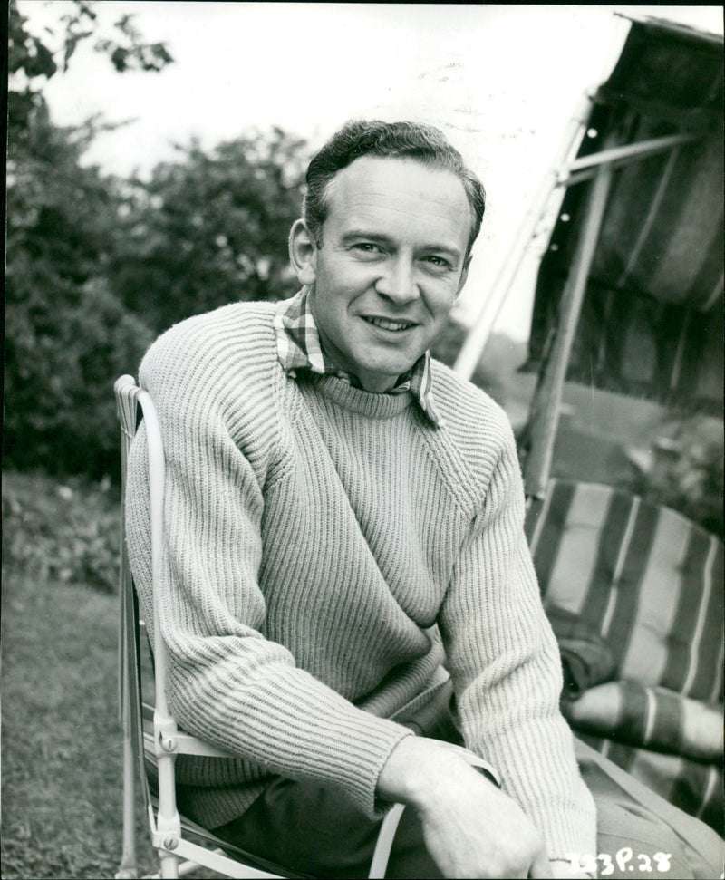 Tony Britton, - Vintage Photograph