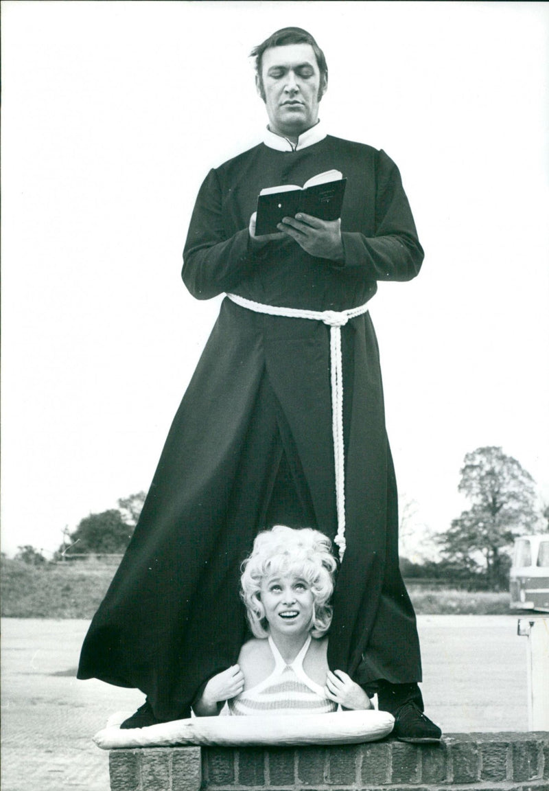 Bernard Bresslaw - Vintage Photograph