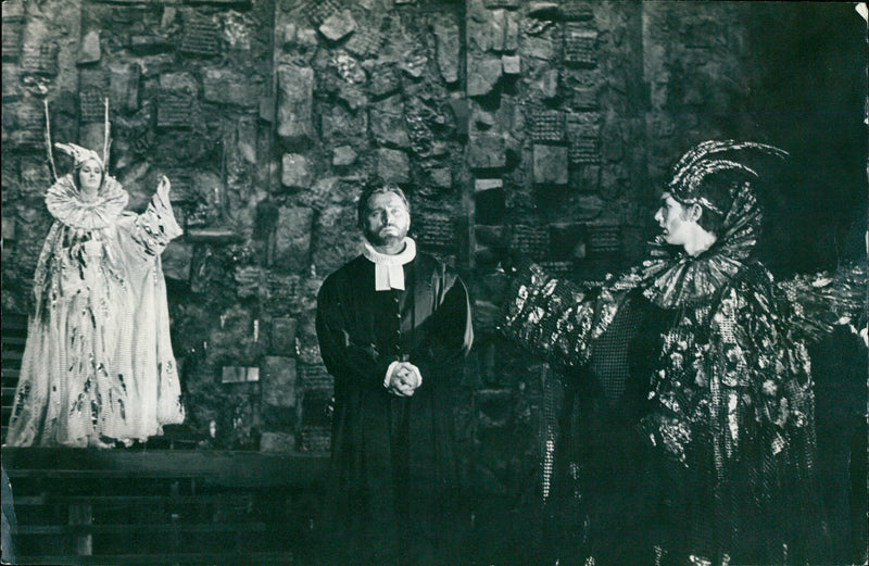 Richard Burton - Vintage Photograph