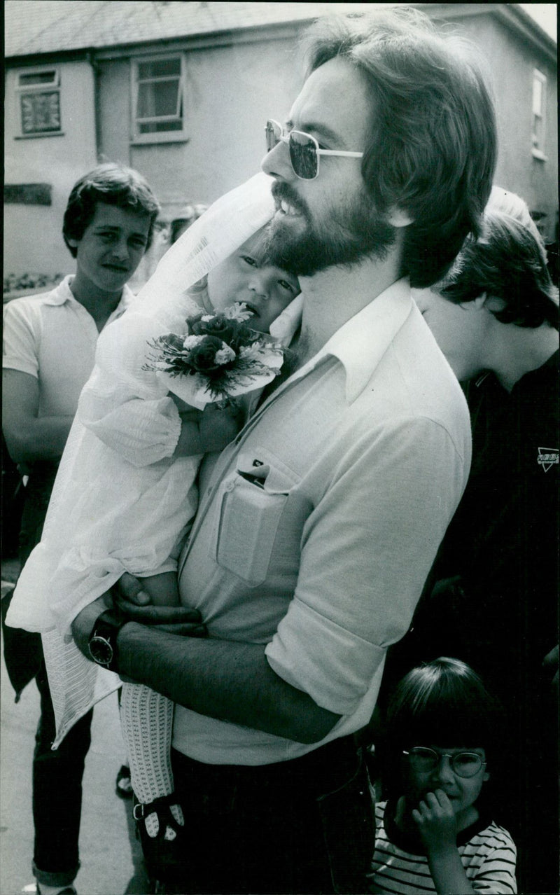 Claire Thomas, Nicola Davies - Vintage Photograph