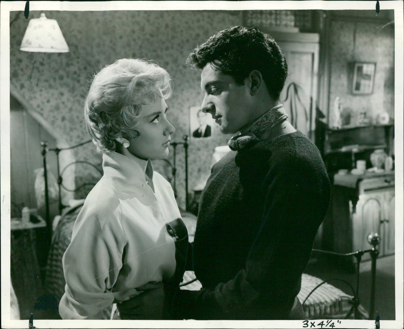 Frankie Vaughan and Carole Lesley - Vintage Photograph