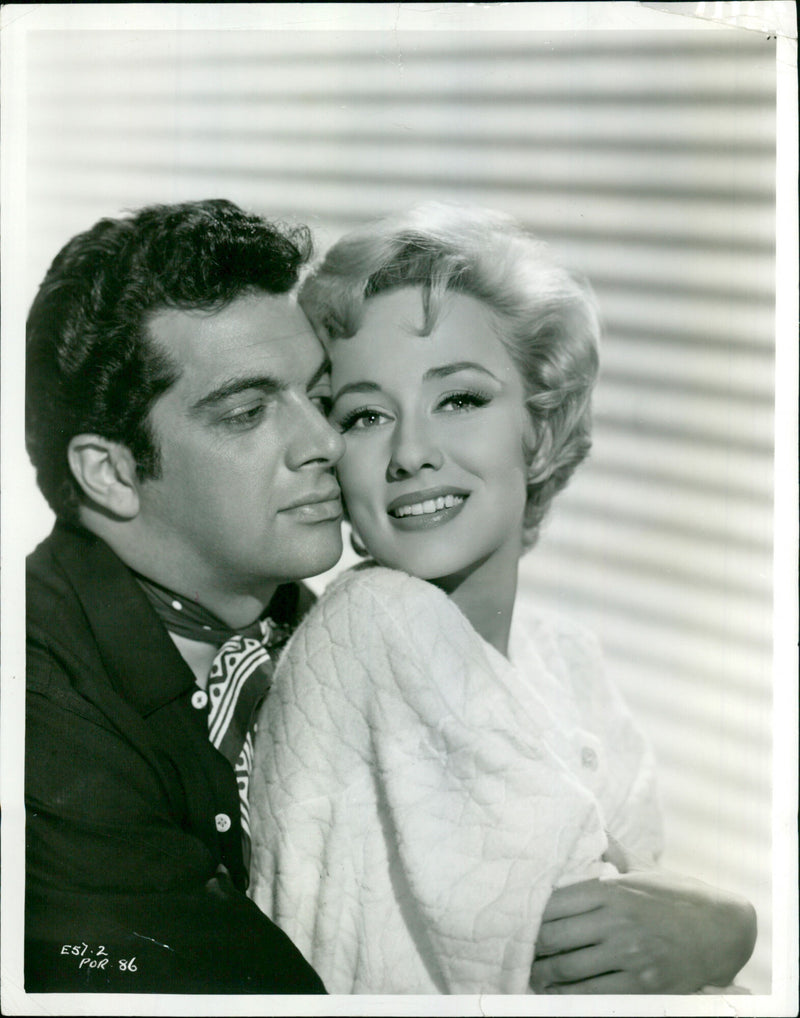 Frankie Vaughan And Carol Lesley - Vintage Photograph