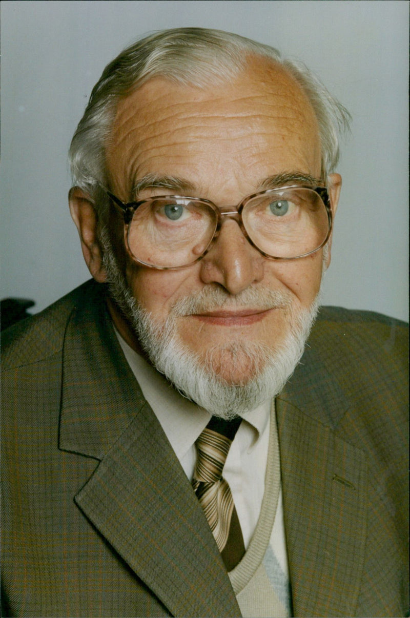 Leslie Town - Vintage Photograph