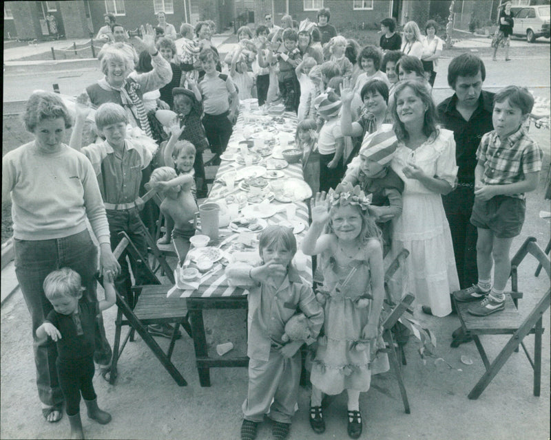 Harris close - Vintage Photograph