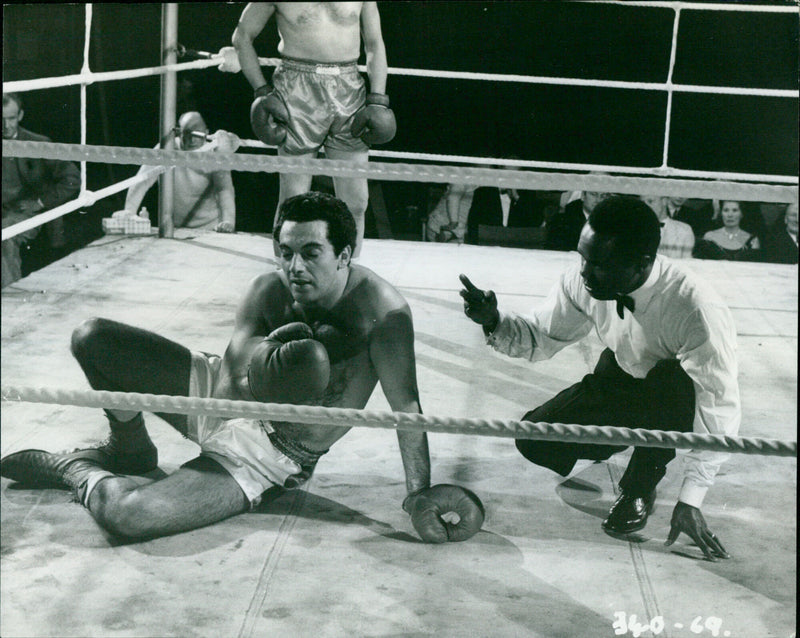 Frankie Vaughan - Vintage Photograph