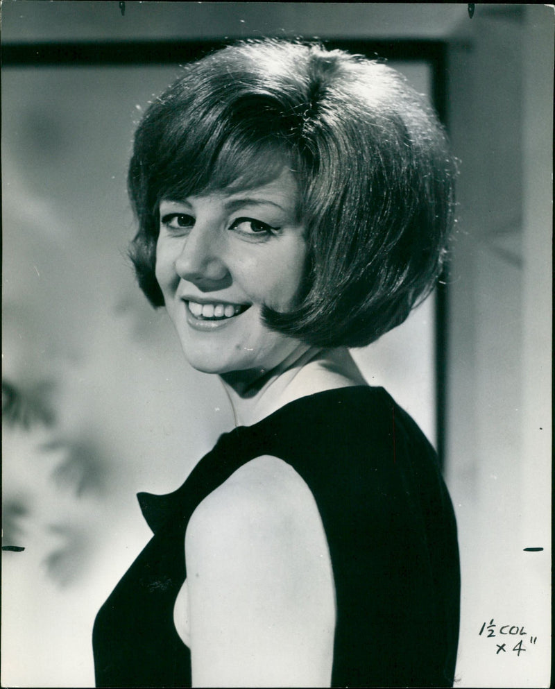 Cilla black - Vintage Photograph