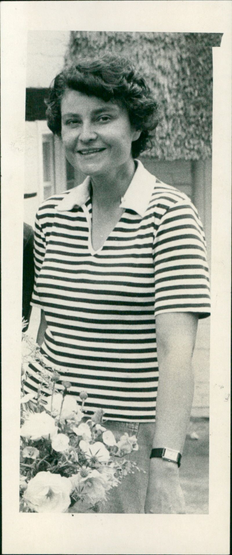 Mrs Eelin Thomas - Vintage Photograph