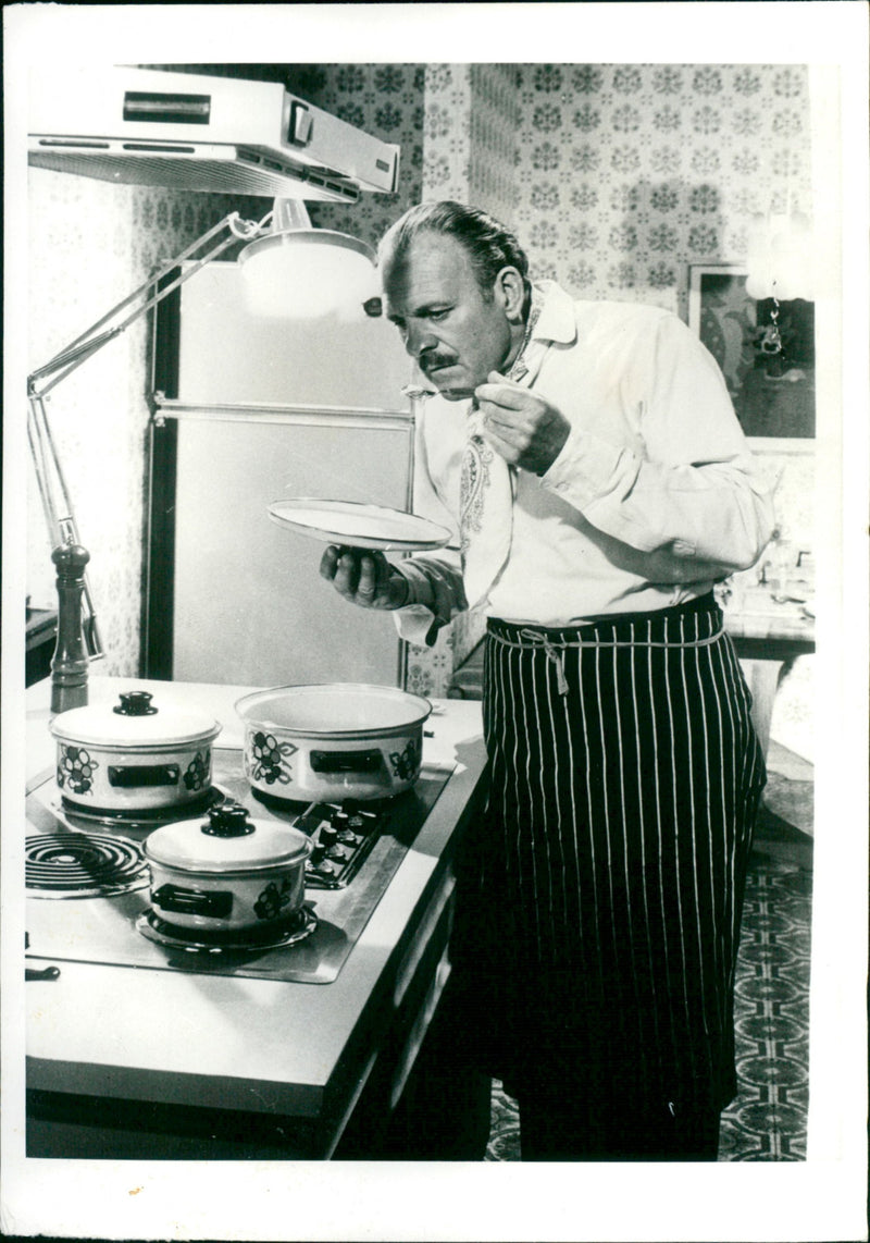Terry-Thomas - Vintage Photograph