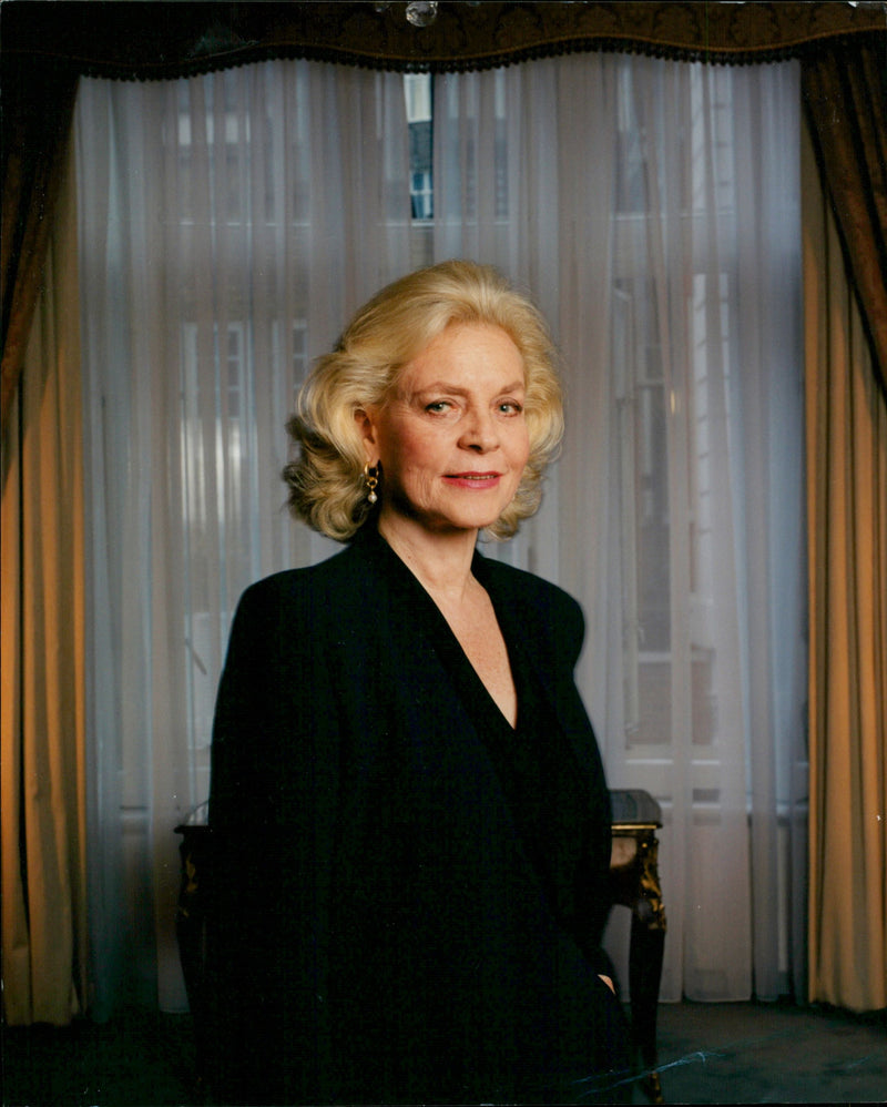 Lauren Bacall - Vintage Photograph