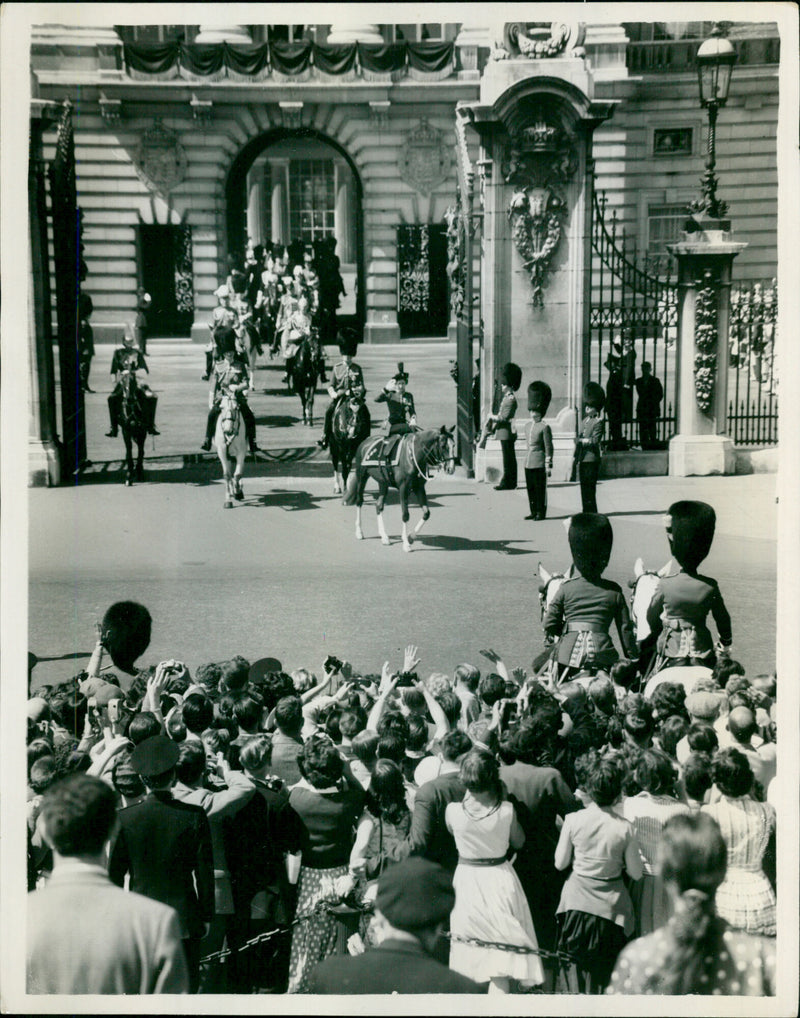 Queen Elizabeth II - Vintage Photograph