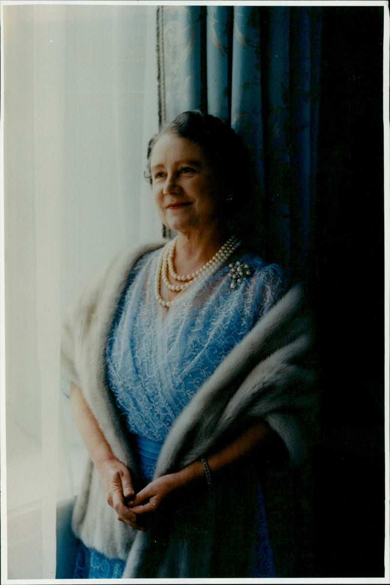 Queen Elizabeth the Queen Mother - Vintage Photograph