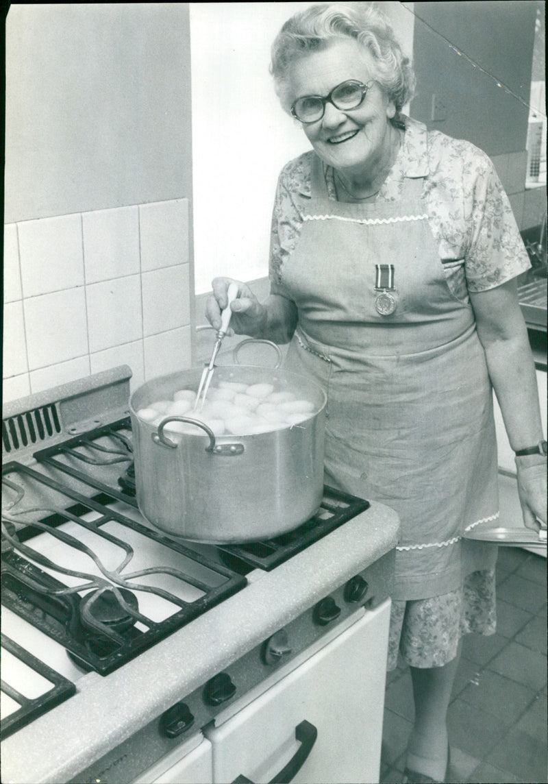 Alice Elliott - Vintage Photograph