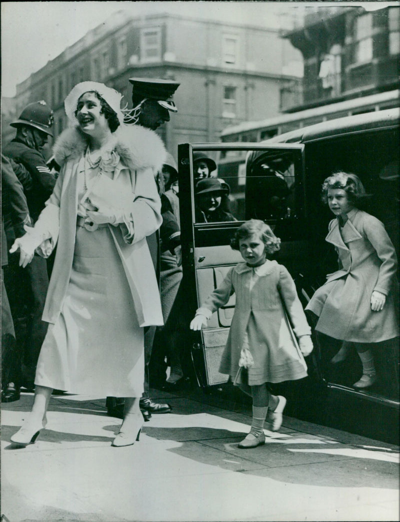 Queen Elizabeth the Queen Mother - Vintage Photograph