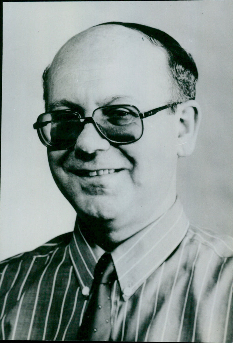 Julian Elger - Vintage Photograph