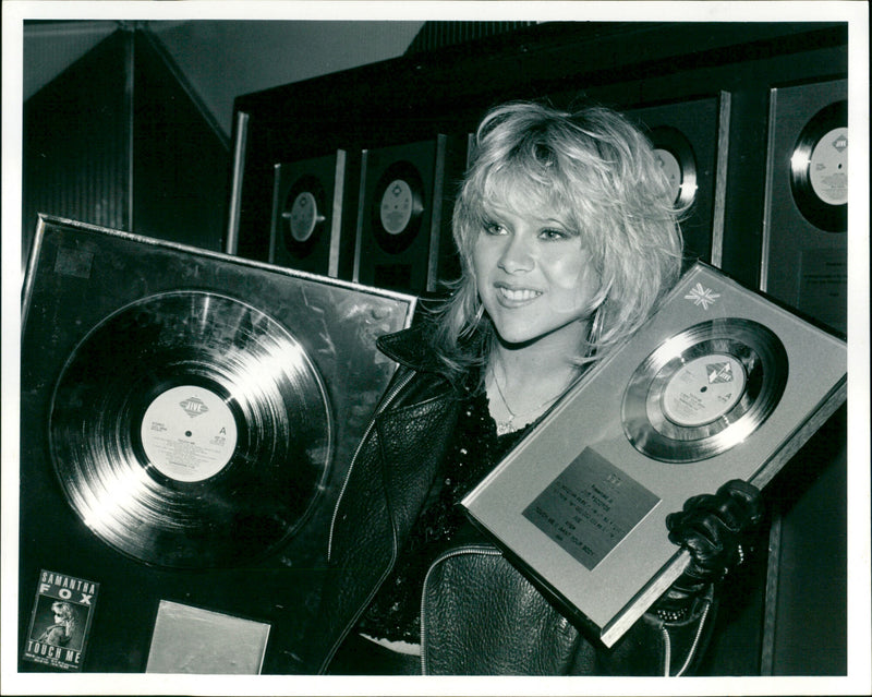 Samantha Fox - Vintage Photograph