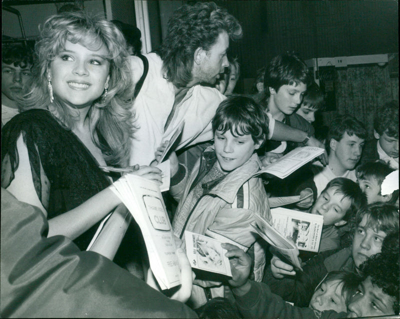 Samantha Fox - Vintage Photograph