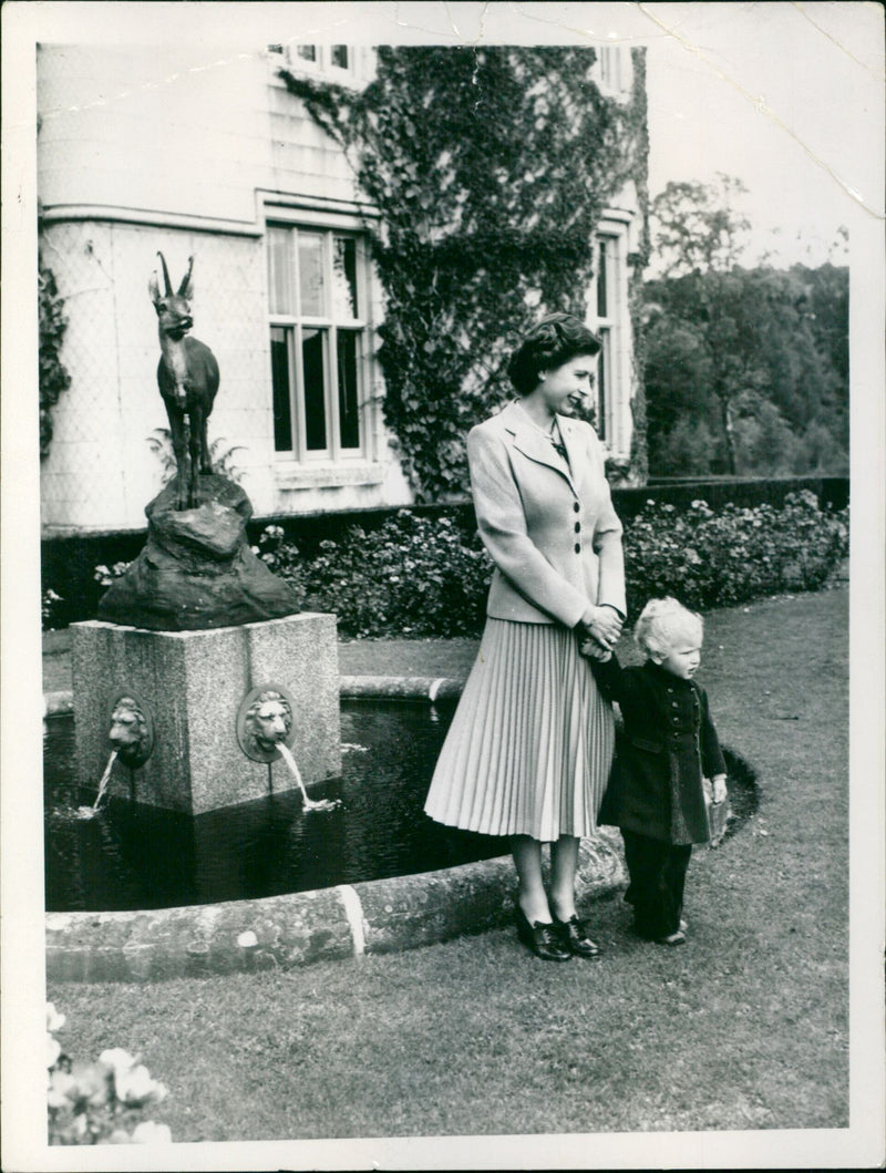 Queen Elizabeth II - Vintage Photograph