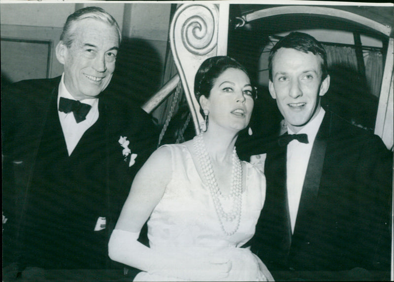 Ava Gardner - Vintage Photograph