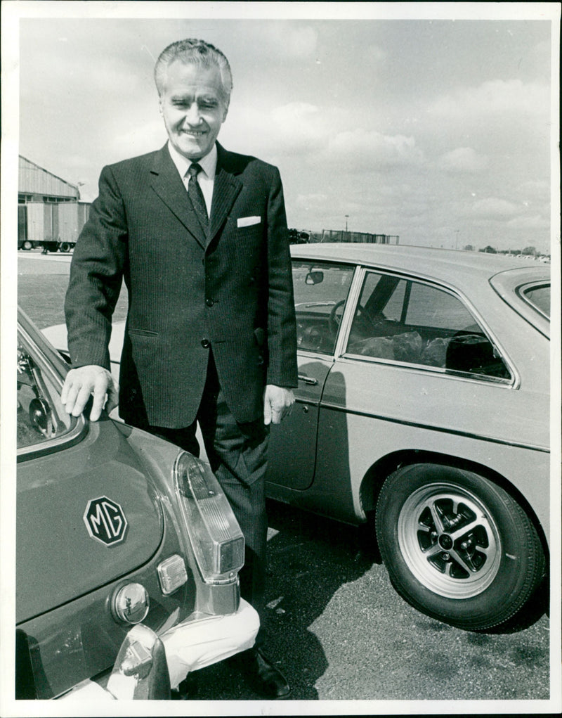 Sydney Enever - Vintage Photograph