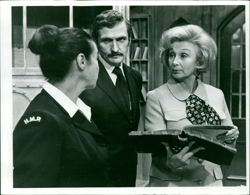 Googie Withers - Vintage Photograph