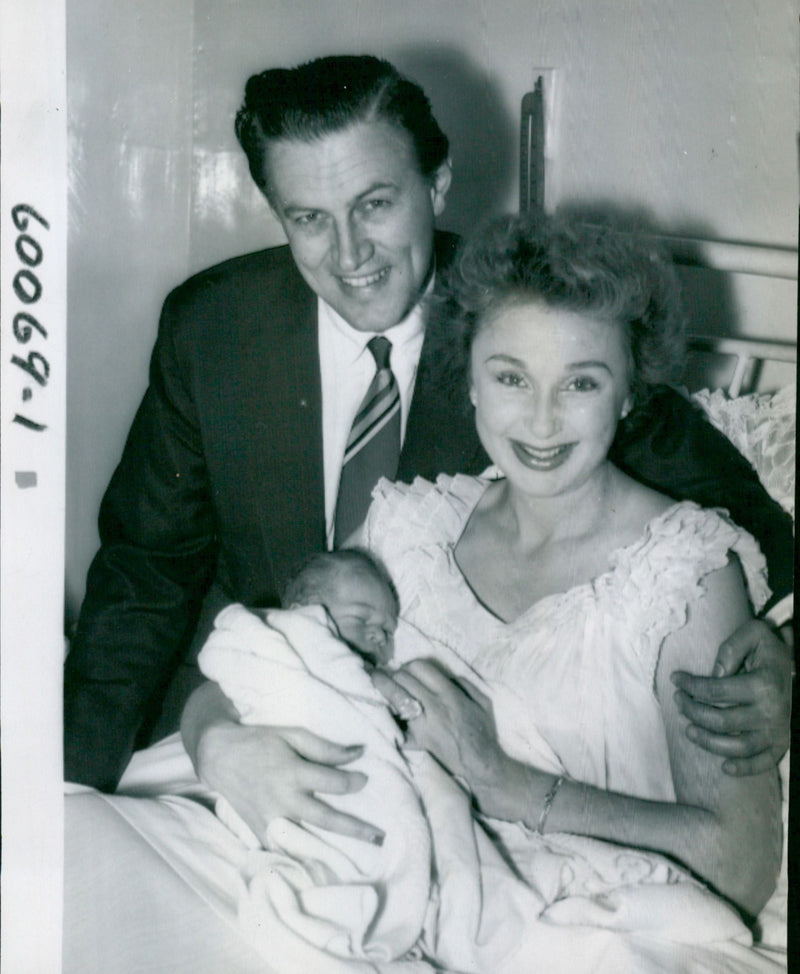 Googie Withers - Vintage Photograph