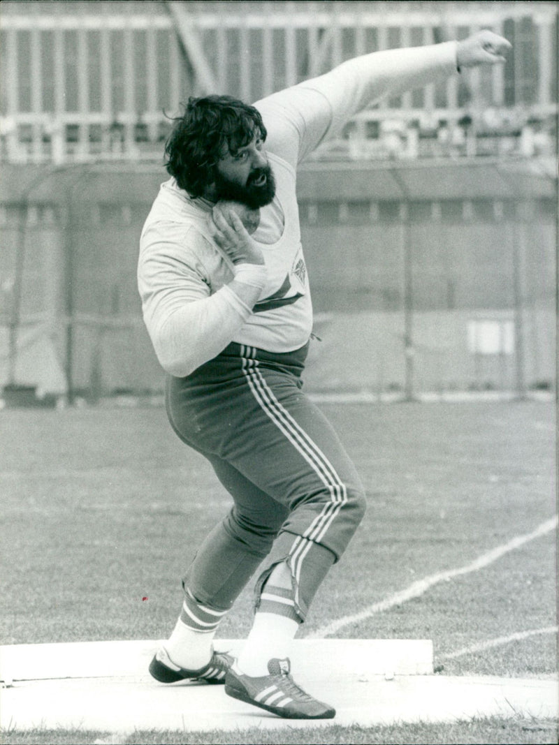 Geoff Capes - Vintage Photograph